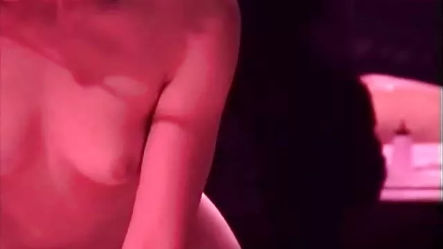 Bedava porno hiçbir kayıt Büyük pornaındır siyah yapay penis ile sarışın